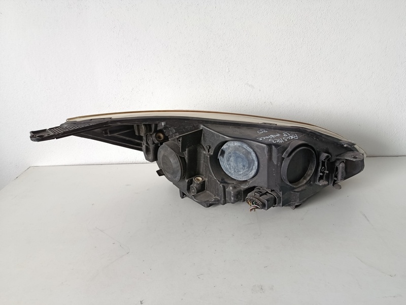 svetlo LP focus mk3 predfaceliftom 80€ - 4