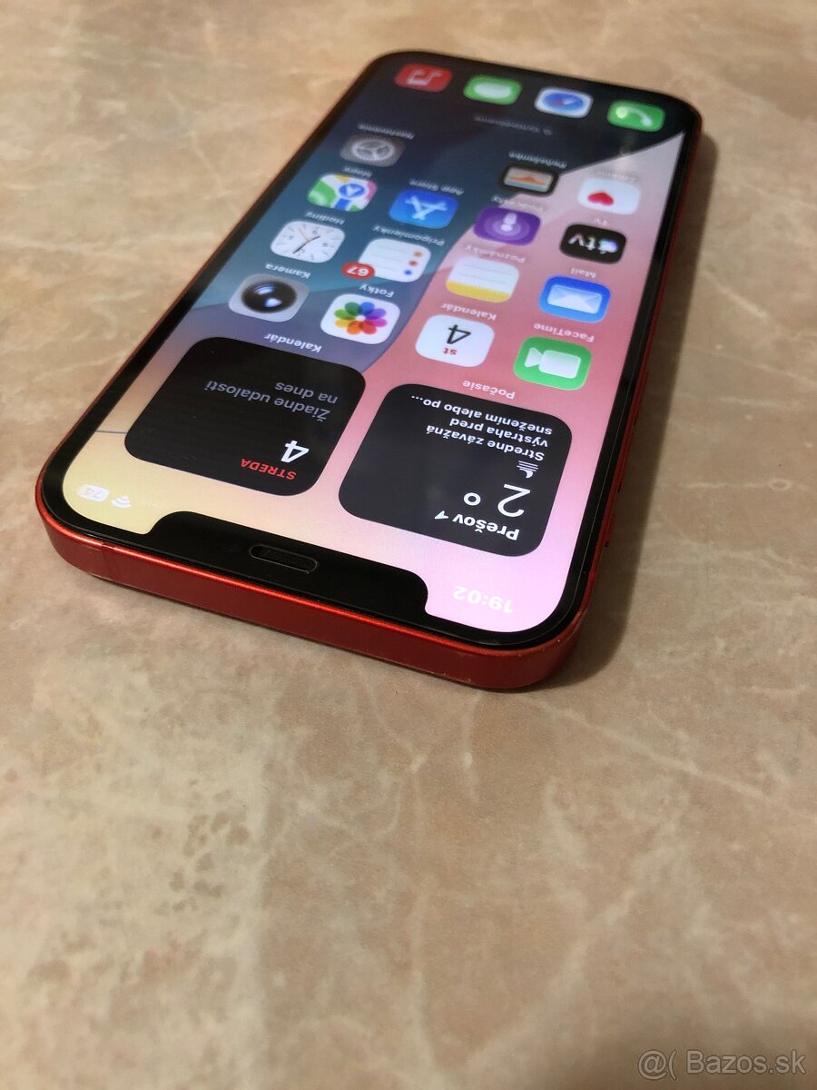 iPhone 12 / 64GB Cerveny - 4