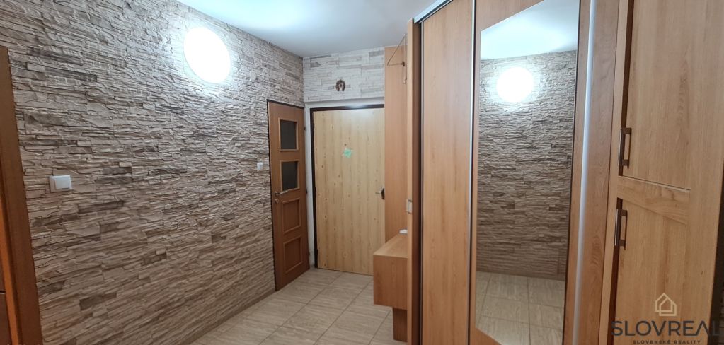 SLOVREAL - na predaj 3i byt Levice, 74m2 - 4