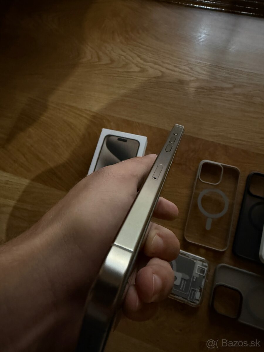 Apple iPhone 15 Pro Max 256GB Natural Titanium + Záruka - 4