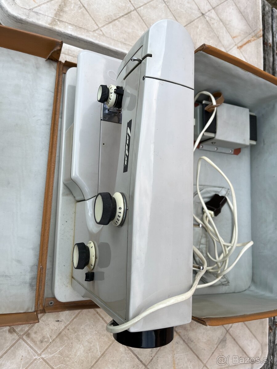 Šijací stroj LADA - 4