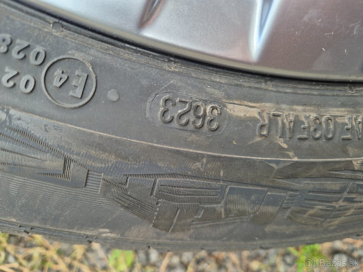 Zimní kola Volkswagen Tiguan / Tayron R19 - 4