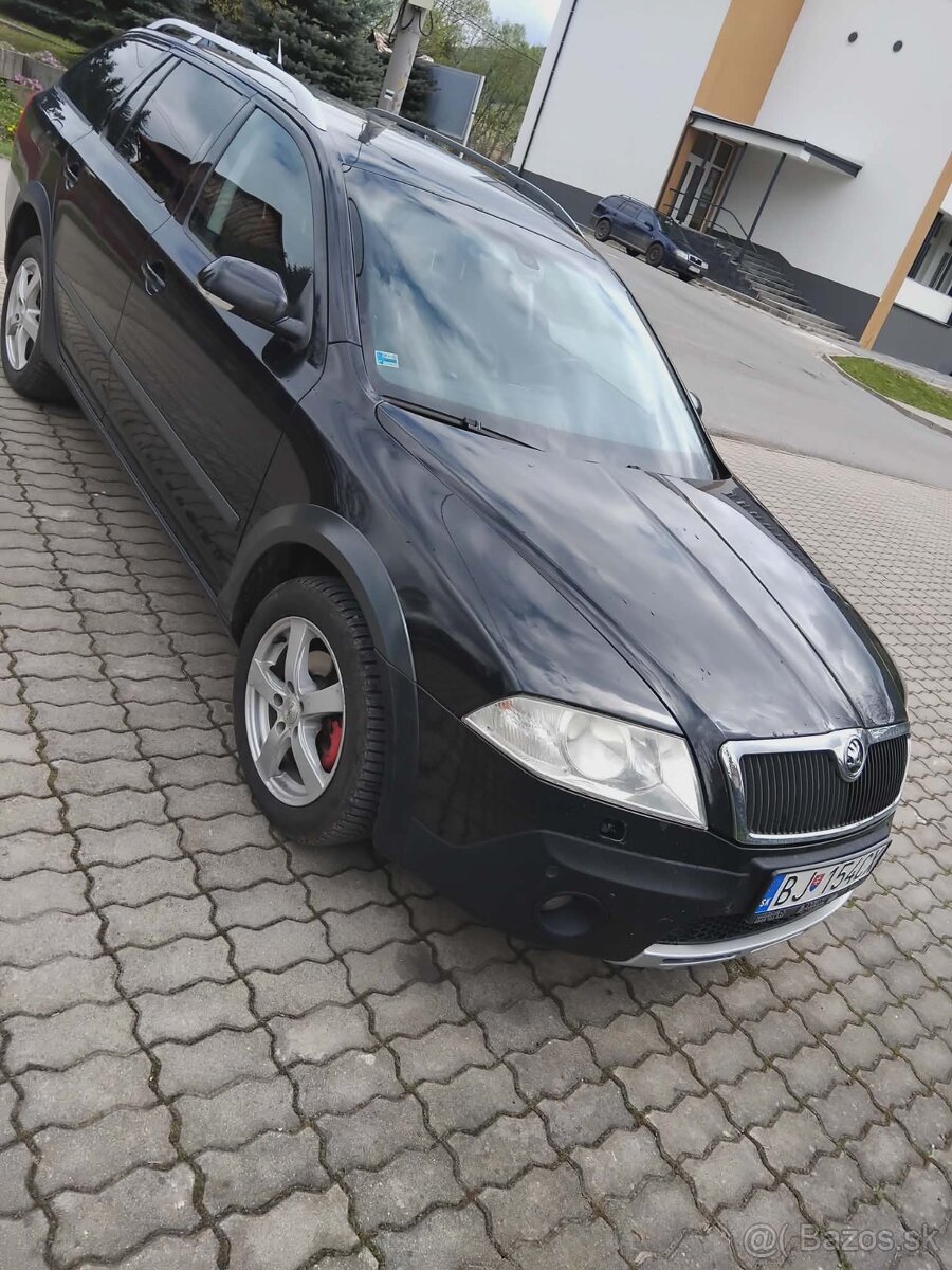 Octavia scout 2.0 tdi 103 kw - 4