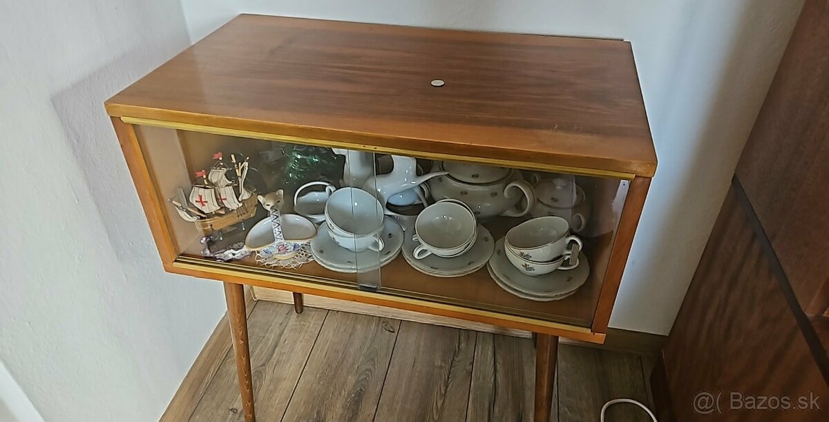 Starý nábytok - 4