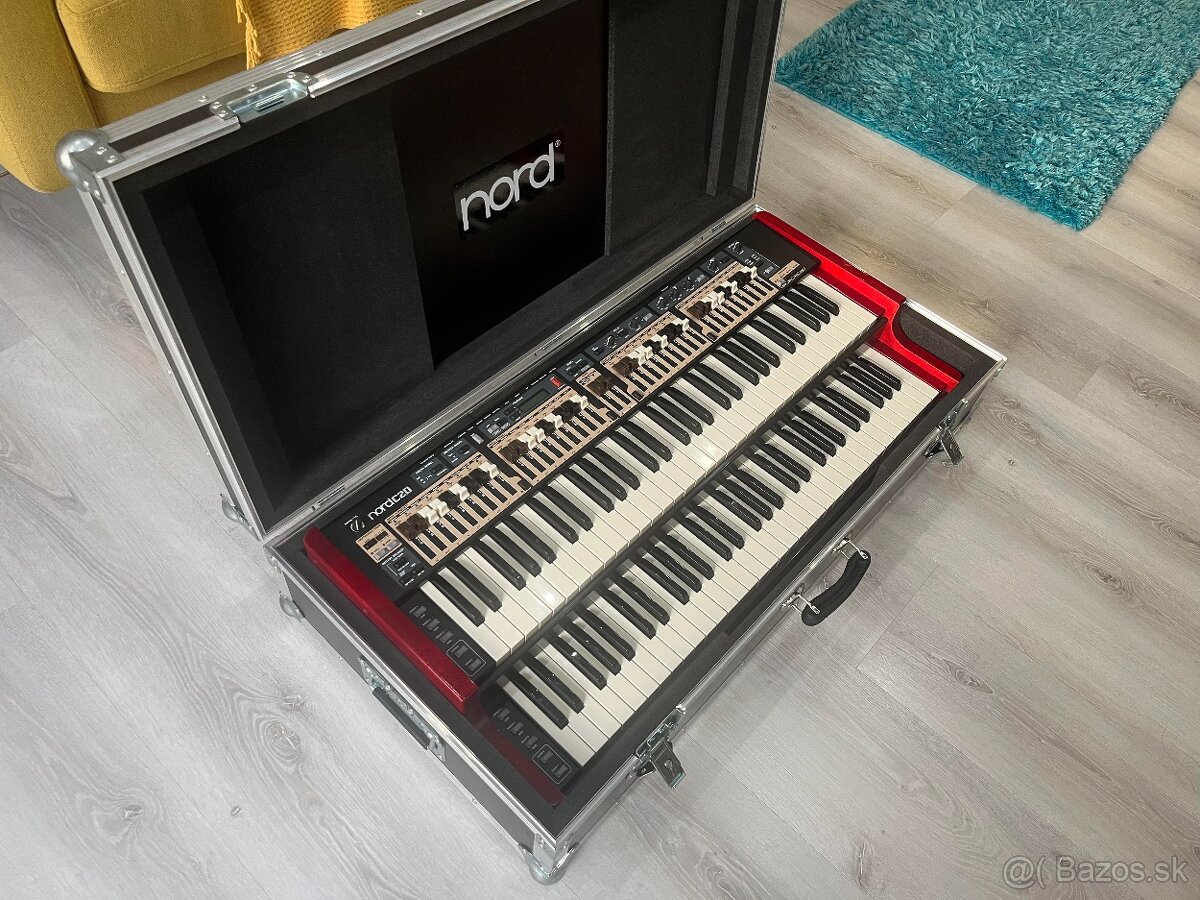 NORD C2D (Hammond klon) - 4