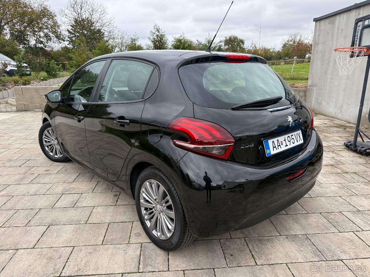Peugeot 208 1.6 HDI Allure - 4