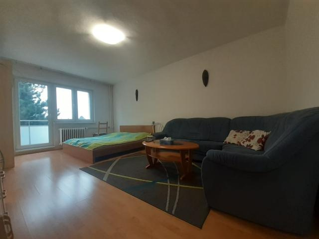 Prenájom 1 - izbový byt blízke centrum - 4