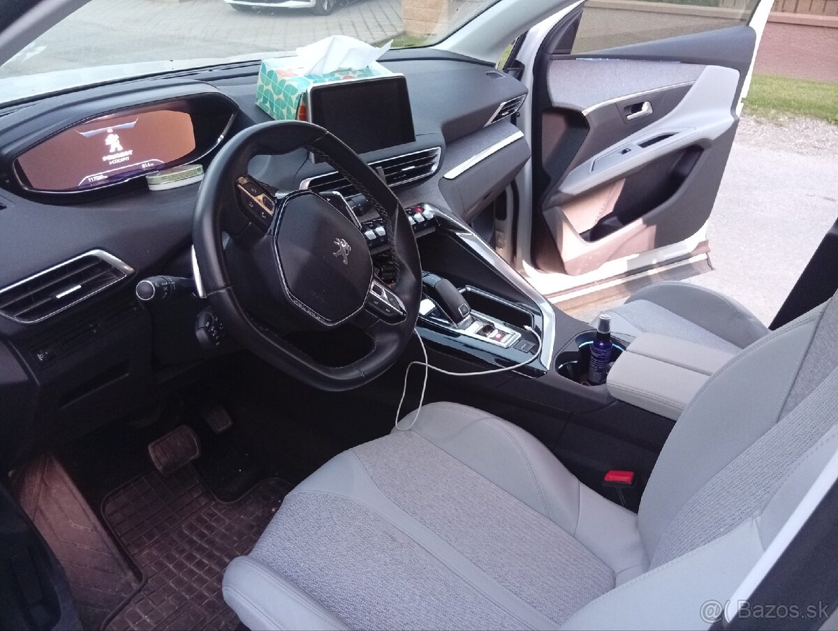 Peugeot 5008 - 4