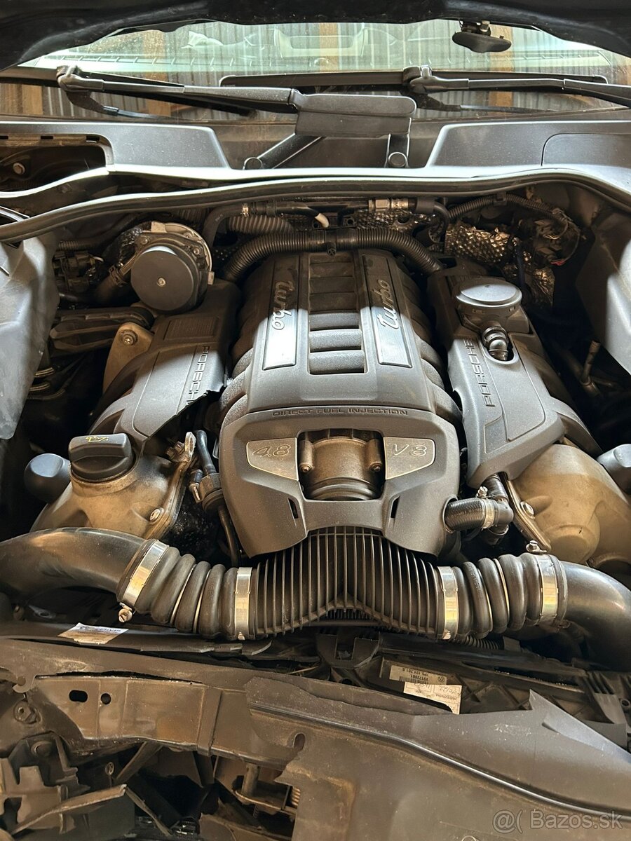 Porsche cayenne 4,8 turbo v8 368kw po - 4