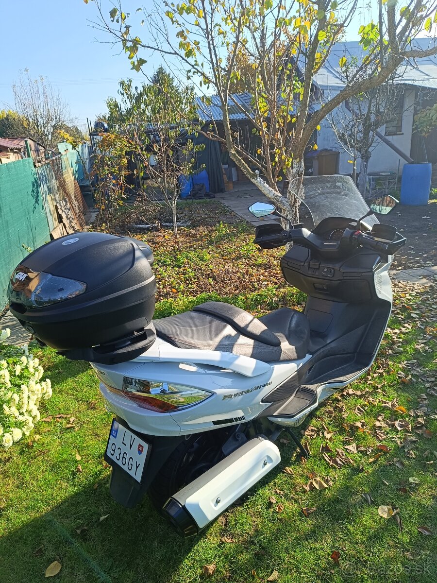 Suzuki Burgman 400 - 4