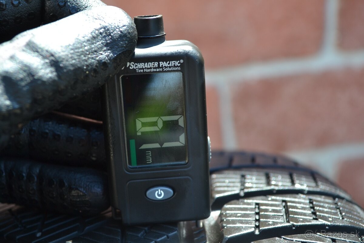 235/55 R19 a 255/50 R19 Pirelli Scorpion Winter - 4