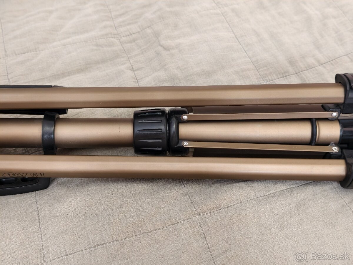 Predám Hama Star 61 statív + taška - 4