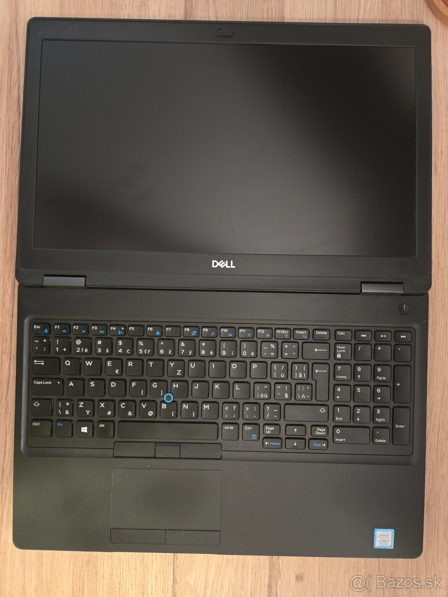 Dell Precision 3530 - 4