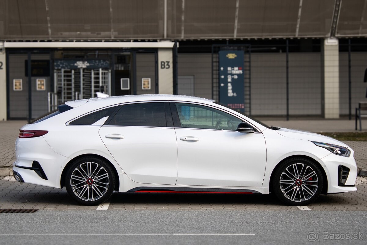 Kia Proceed 1.6 T-GDi GT / 150kW / - 4