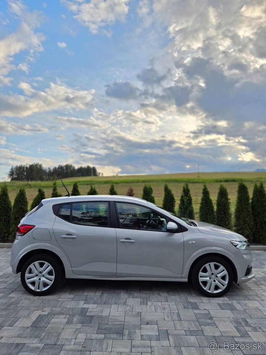 Dacia Sandero 1.0 SCE - 4