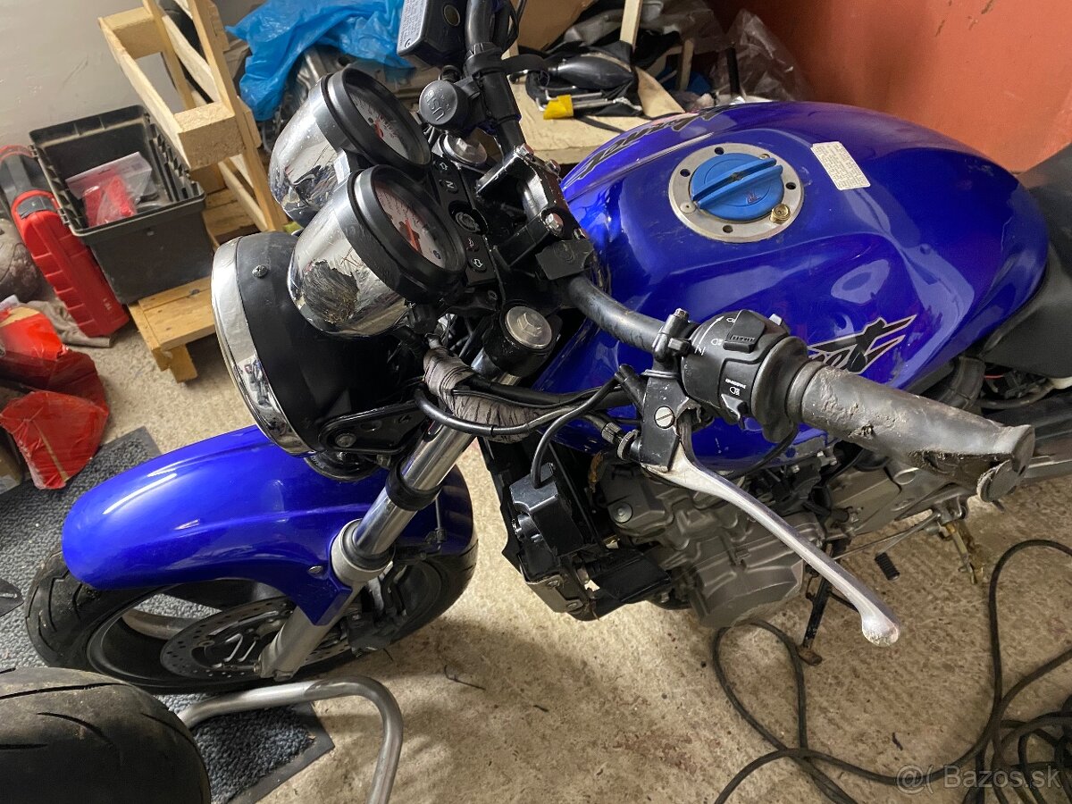 Rozpredám Honda CB 600 2001 - 4