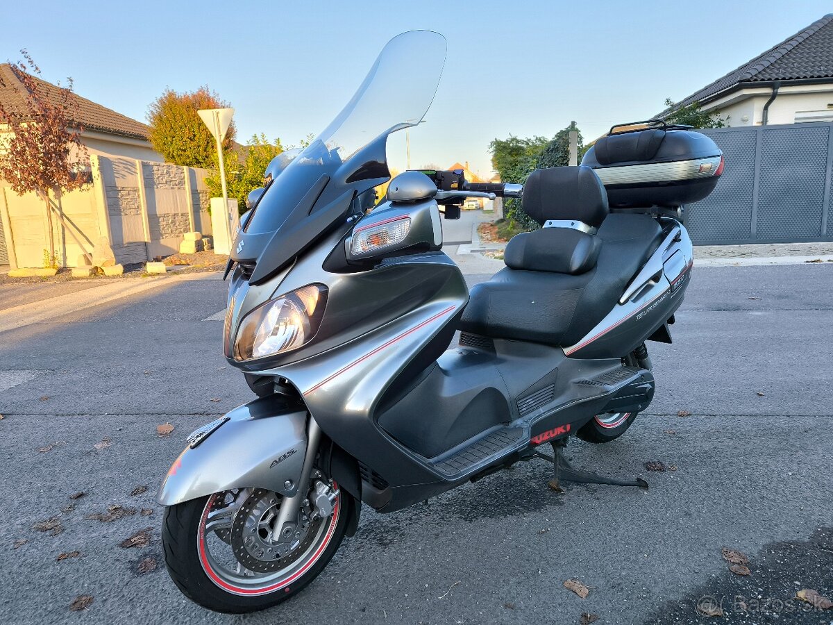 Predám Suzuki Burgman 650 - 4