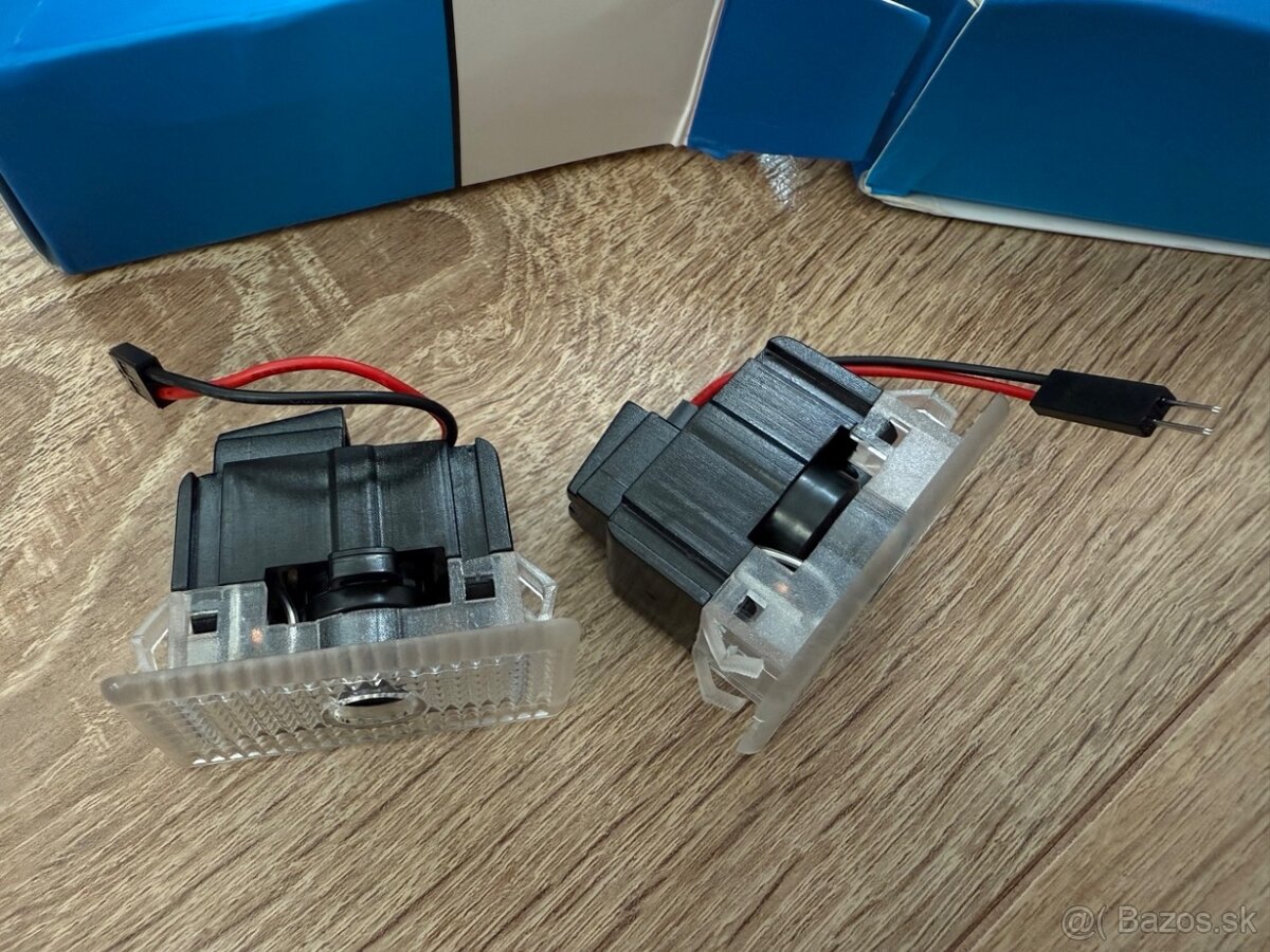 LED Logo Projektor pre Tesla model 3 - 4