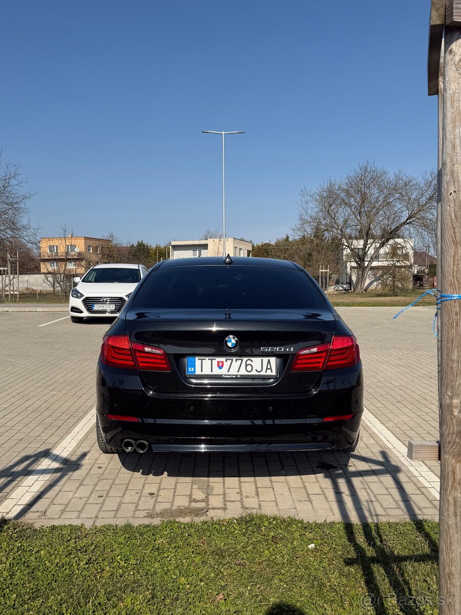 Predám Bmw 520D F10 135kw rv.2013 - 4