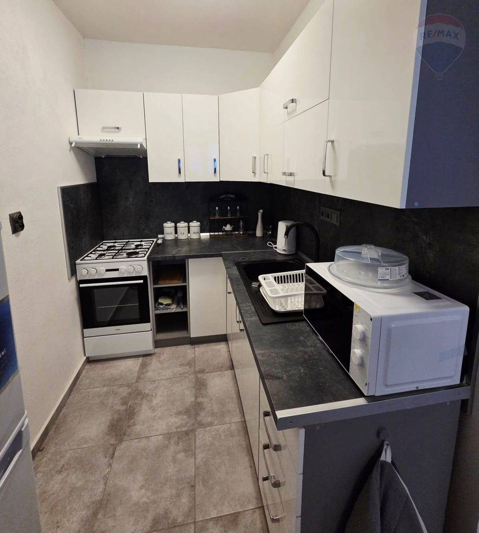 Prenájom dvojgarzónky - Levice, časť Vinohrady. - 4