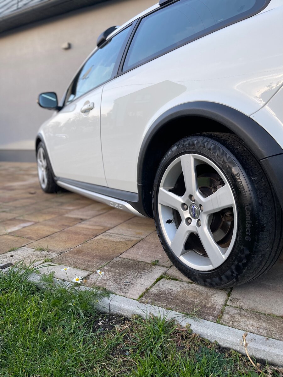 Volvo C30 R-Design - 4