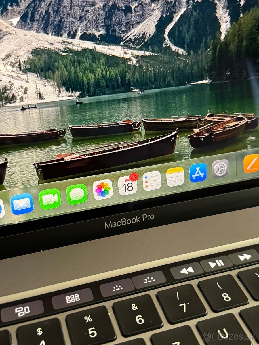 MacBook Pro 16” 2019 - 4