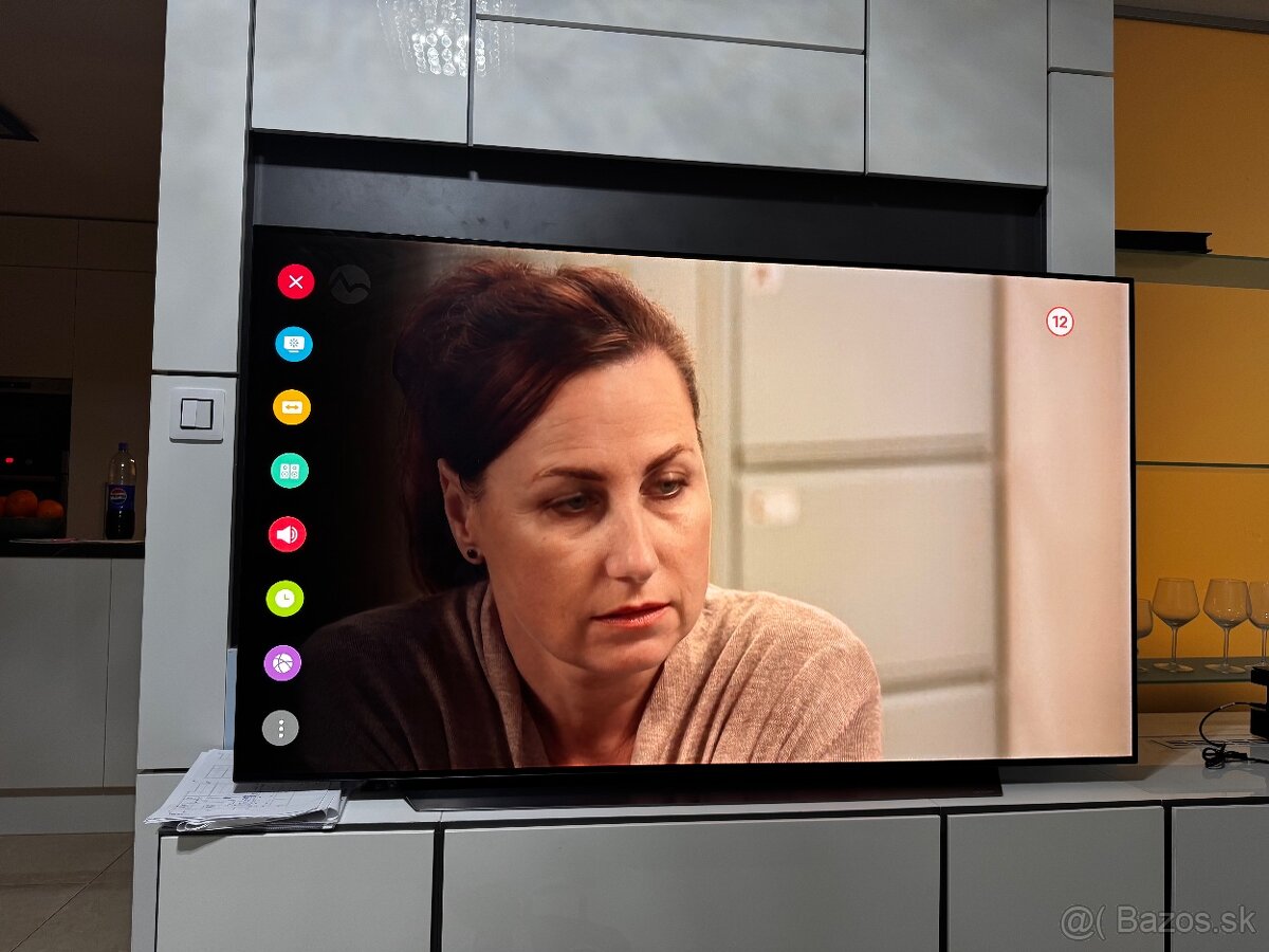 LG OLED65 C9 PLA2 - 4
