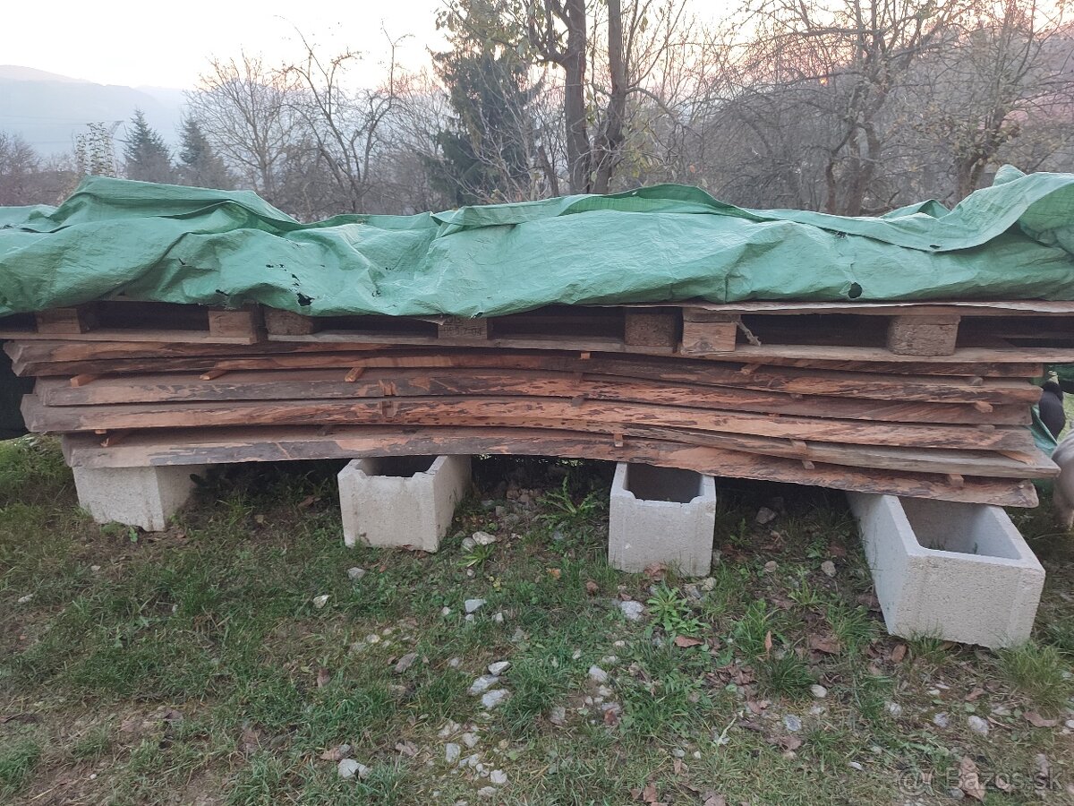 Orechove drevo, rezivo, fosne, dosky, forsty 10 m3 - 4