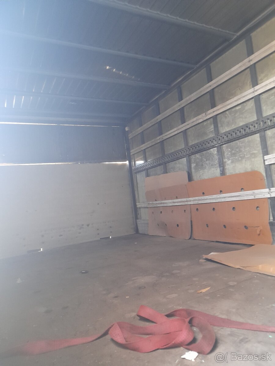 Stavebná buda Renault mýdlum - 4