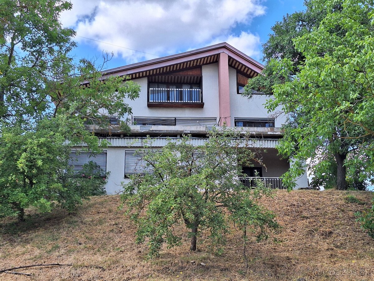 Rodinný dom v ktorom si môžete vytvoriť luxusné bývanie - 4