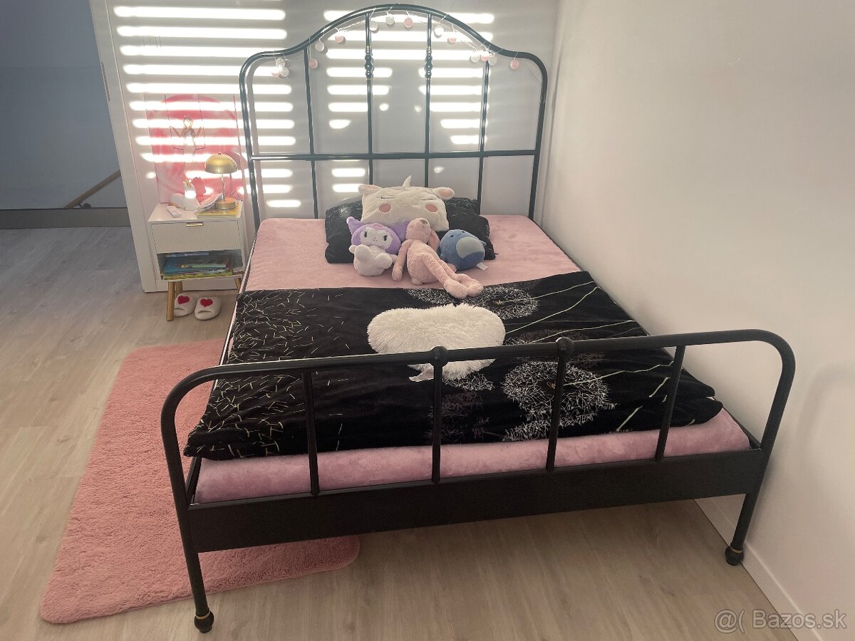 Kovová posteľ - 4