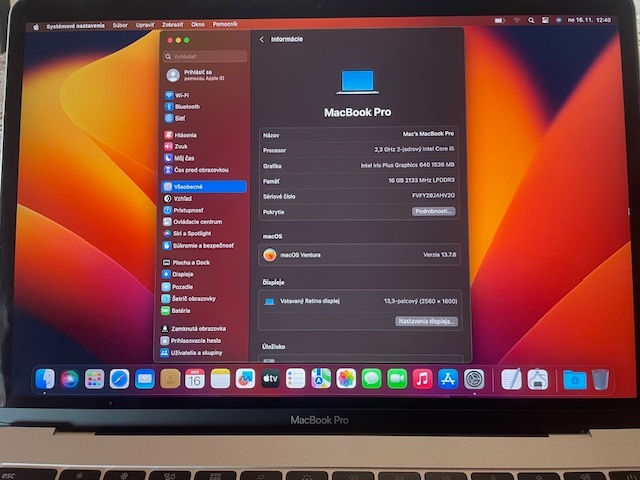 Krásny Macbook 13 Pro 2017 - 4