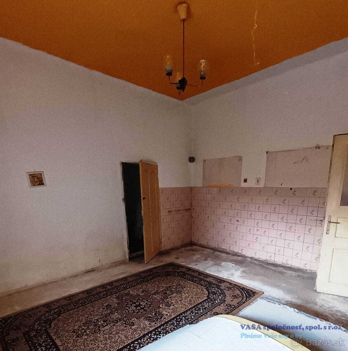 Predám veľký 3- izbový rodinný dom v Rimavskej Seči. - 4