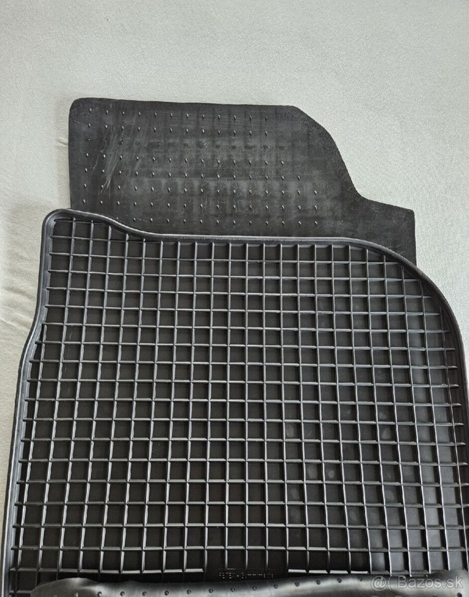 Gumené koberce Audi A6 C4 - 4