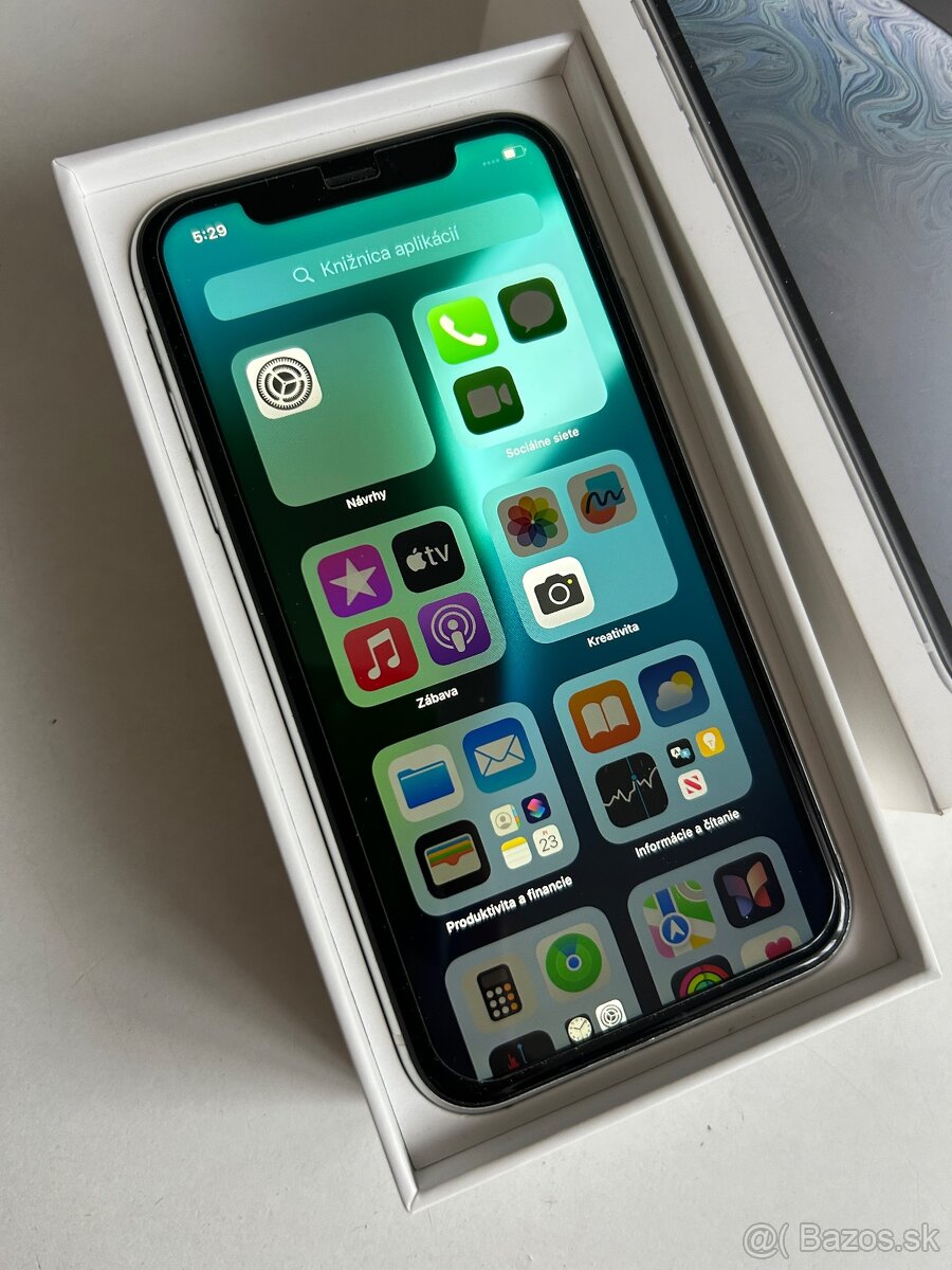 iPhone XR 64GB - 100% batéria - 4