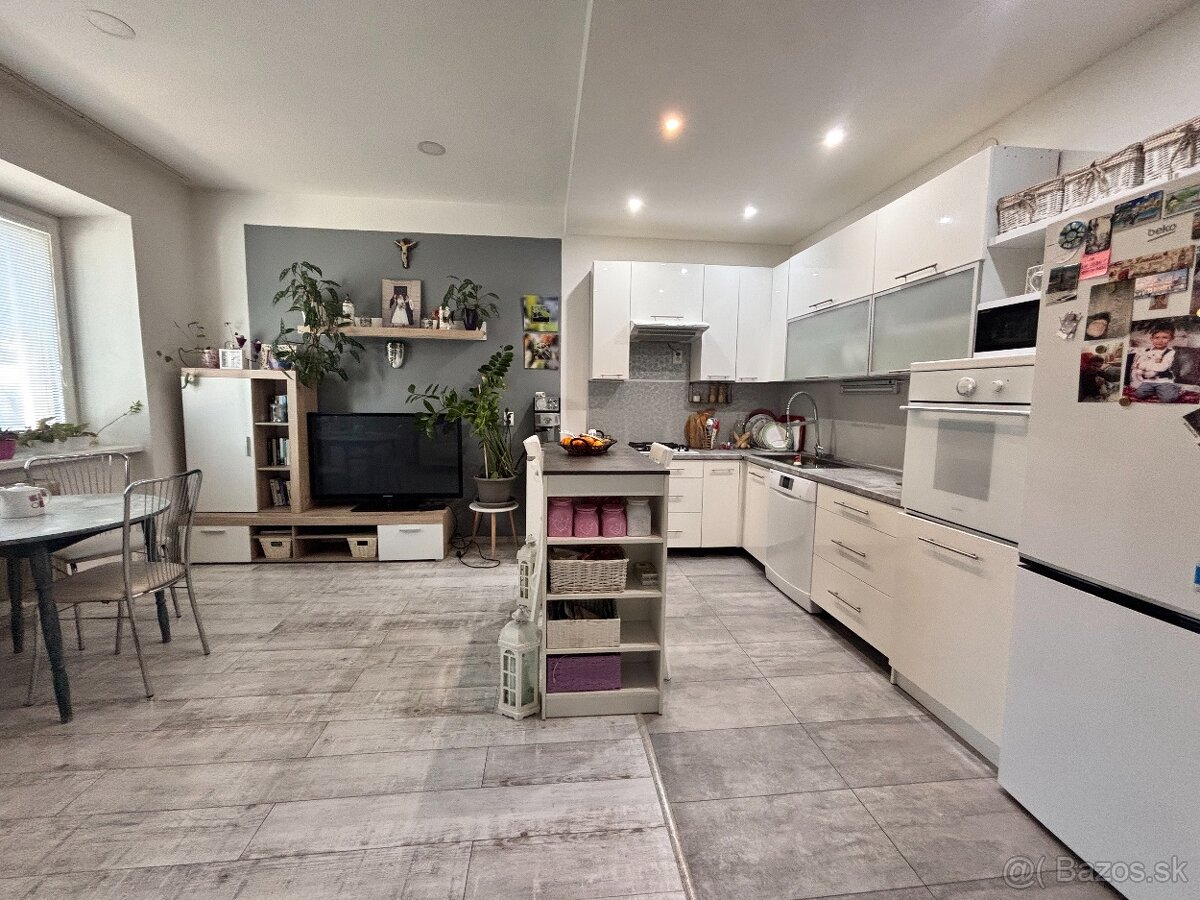 Pekný 3izbový byt- ŽILINA - 4