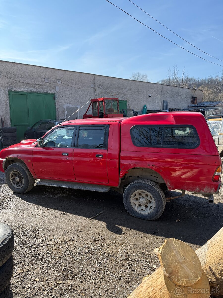 Mitsubishi L200 2,5 Td UŽ NEREZERVUJEM - 4