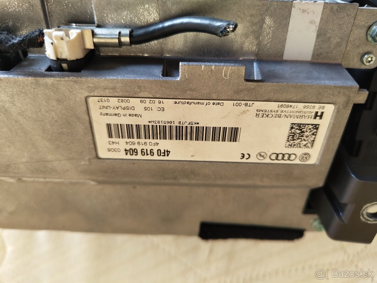 Budíky Audi A6 C6 - 4