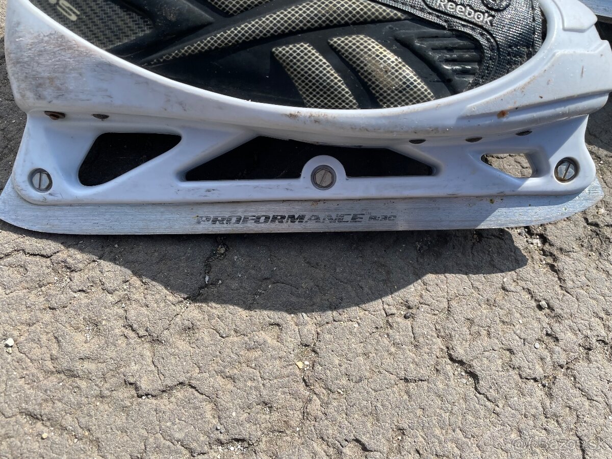 Brankarske korcule Reebok na diely - 4