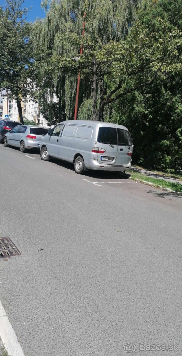 Hyundai H1 2.5 TD - 4