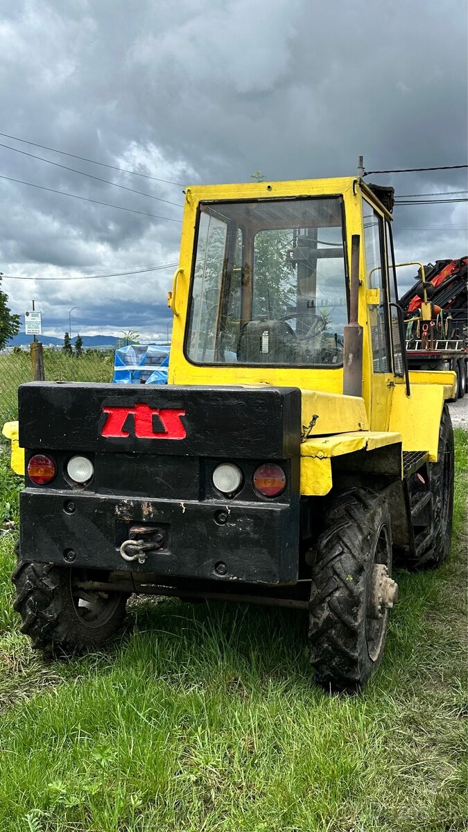 Predám Zetor nd9,4x4,dlhé vidly - 4