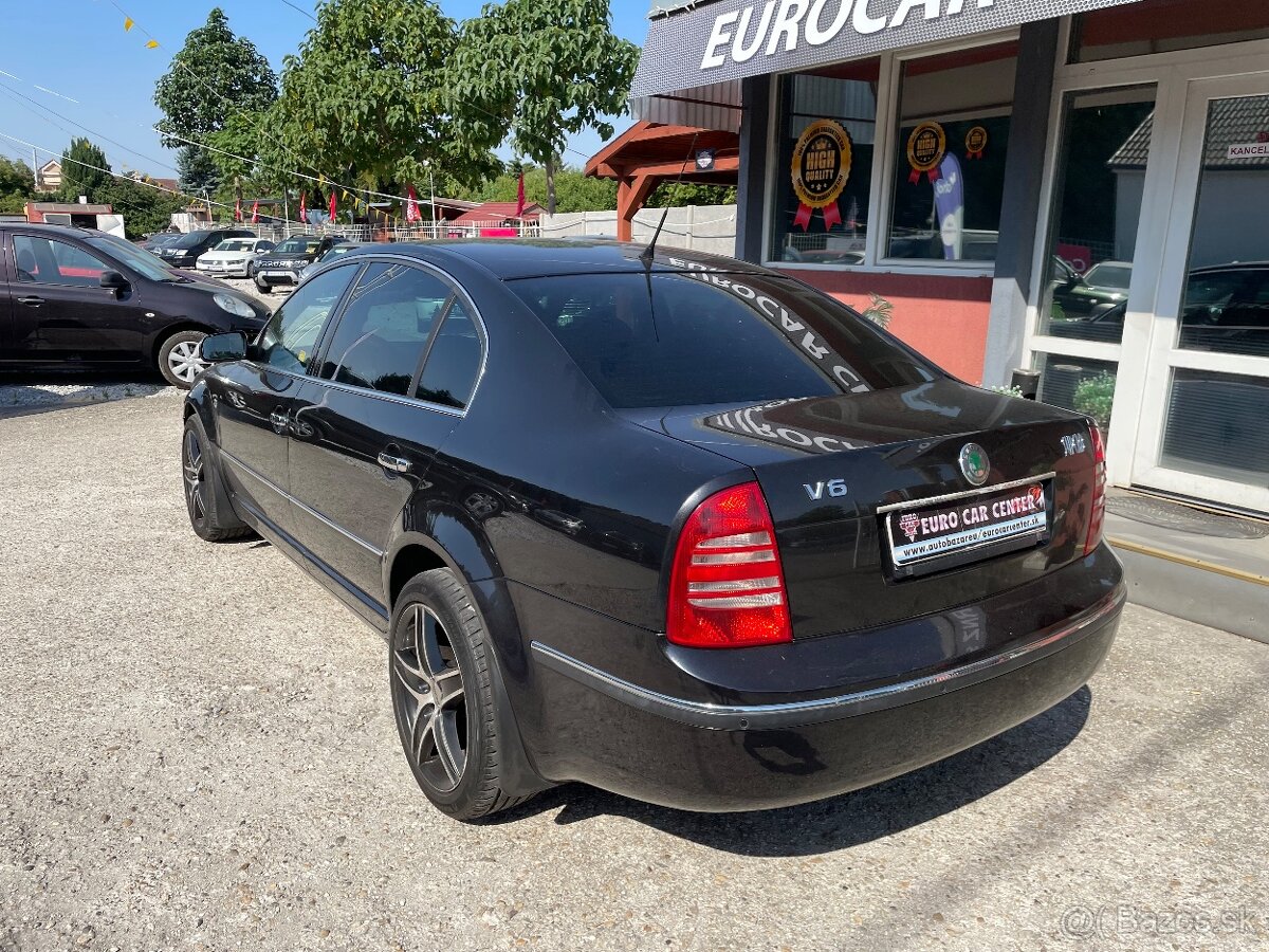 Škoda Superb 2.5 TDI V6 Elegance A/T - 4