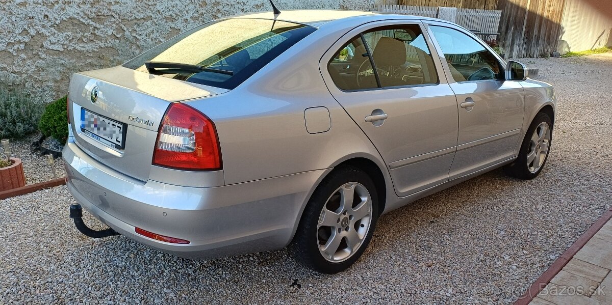 Octavia 2 sedan 2.0tdi m6 - 4