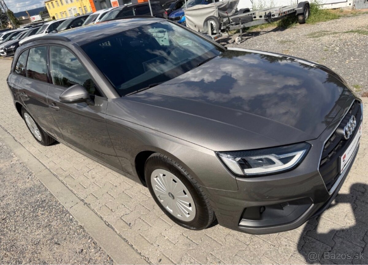 Audi A4 Avant 30 2.0 TDI S tronic - 4