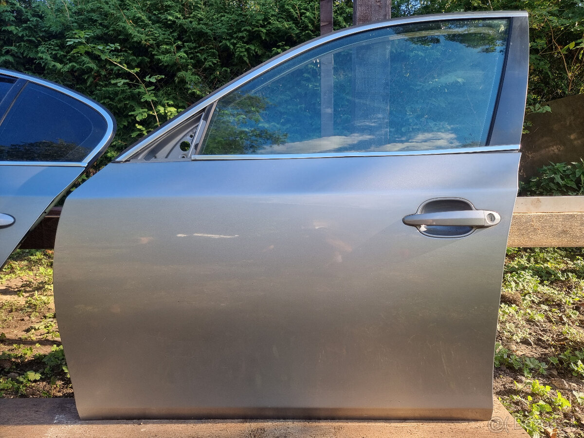 Predám dvere BMW E60 - strieborná metalíza - 4