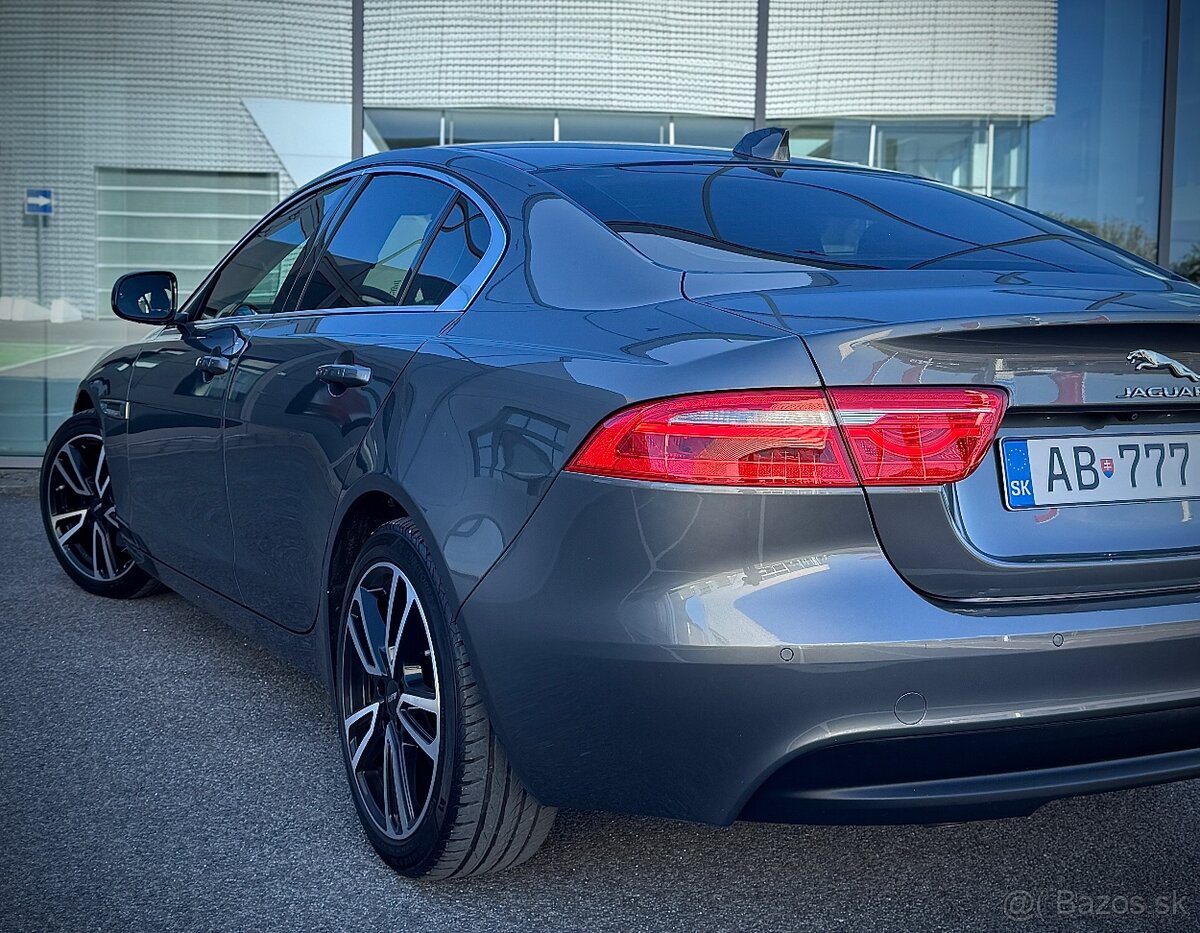 JAGUAR XE 2.0 D PRESTIGE - 4