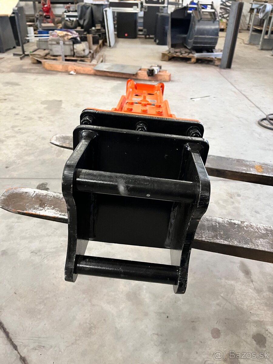 Hydraulické búracie kladivo na minibager - 4