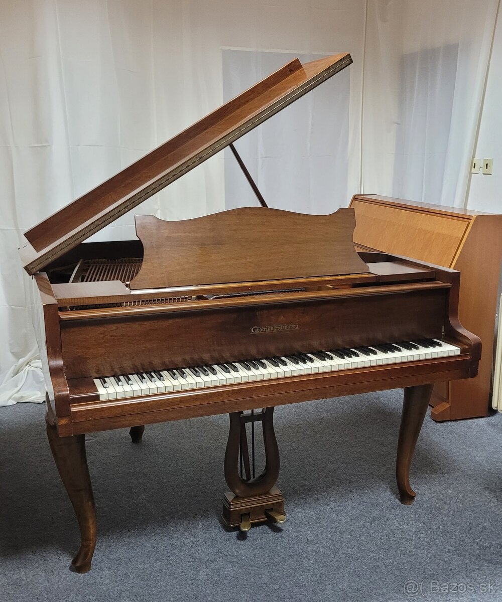 Malé klavírne krídlo zn. Grotrian-Steinweg - 4