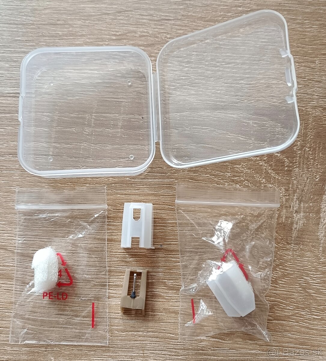 Predám gramofón Lenco TT-110RDWH. - 4