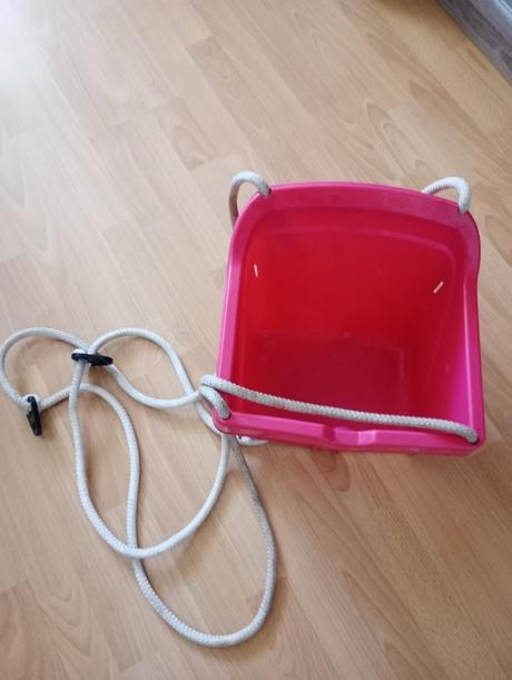 Plastová hojdačka - 4